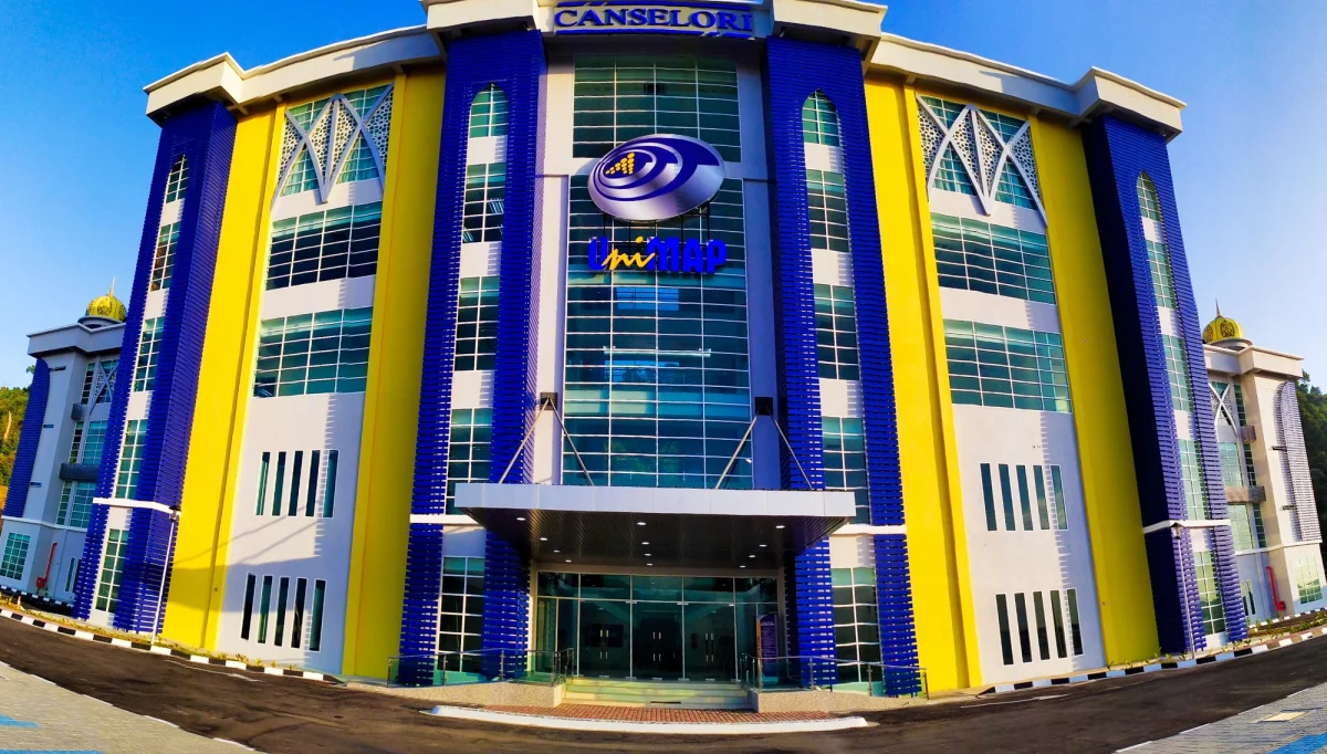 Approach to Universiti Malaysia Perlis campus