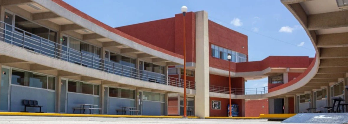 San Pablo University institutional setting