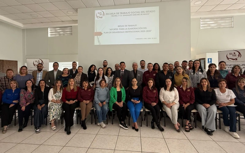Around School of Social Work of the State of Chihuahua campus