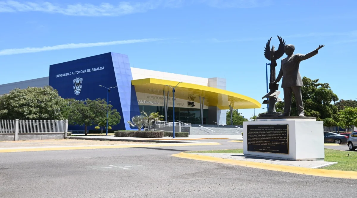 Universidad Autónoma de Sinaloa student life