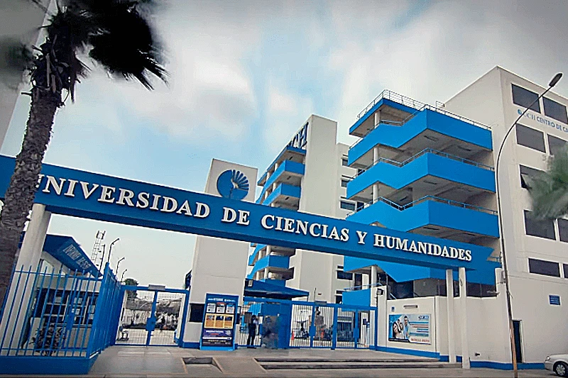 The Universidad de Ciencias y Humanidades campus grounds