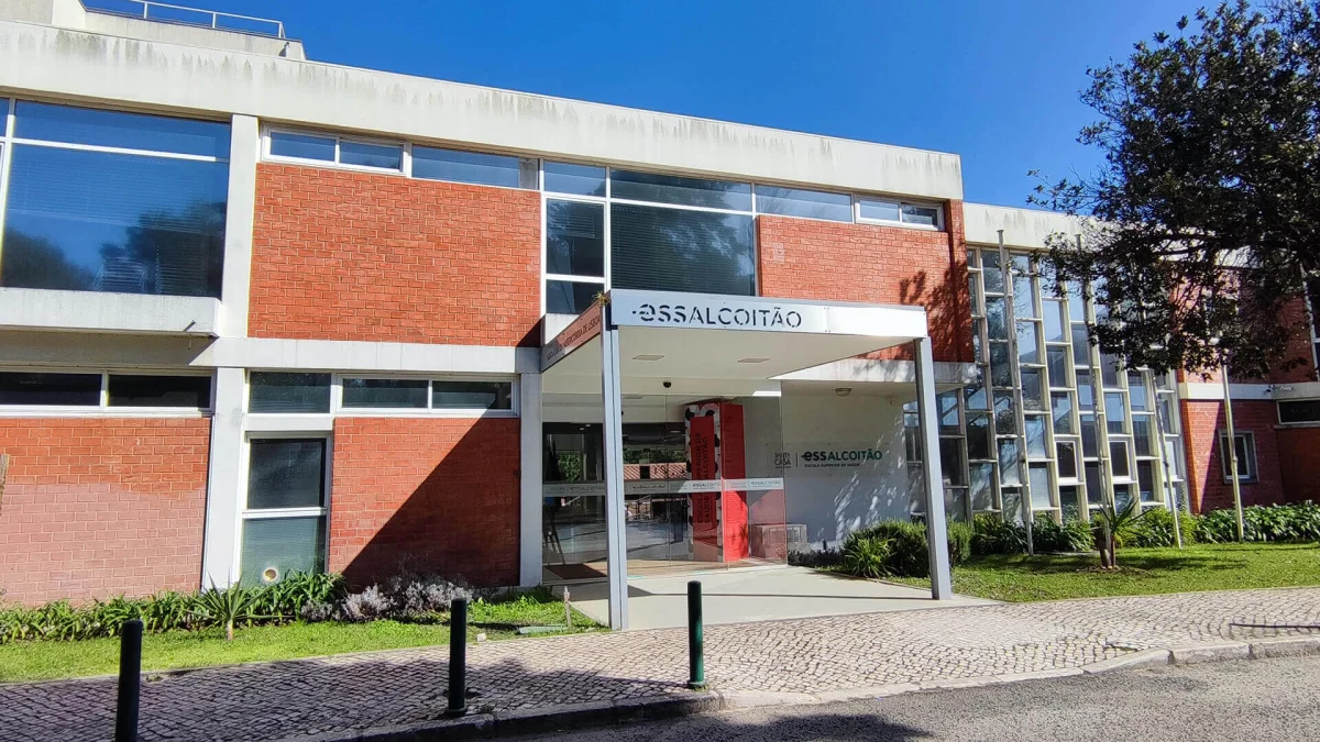 The Escola Superior de Saúde do Alcoitão campus grounds