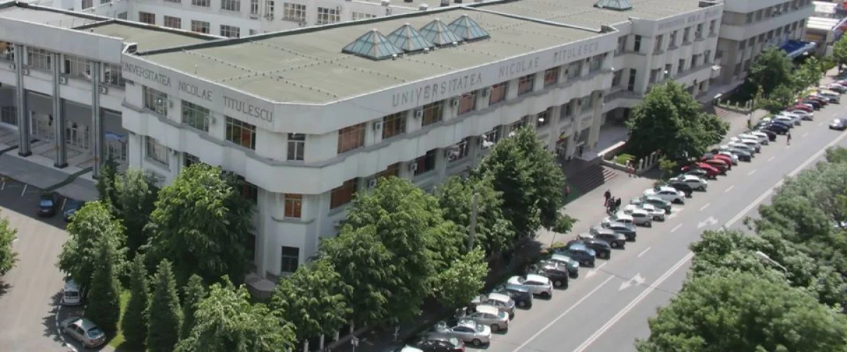 Universitatea Nicolae Titulescu din București campus and surroundings