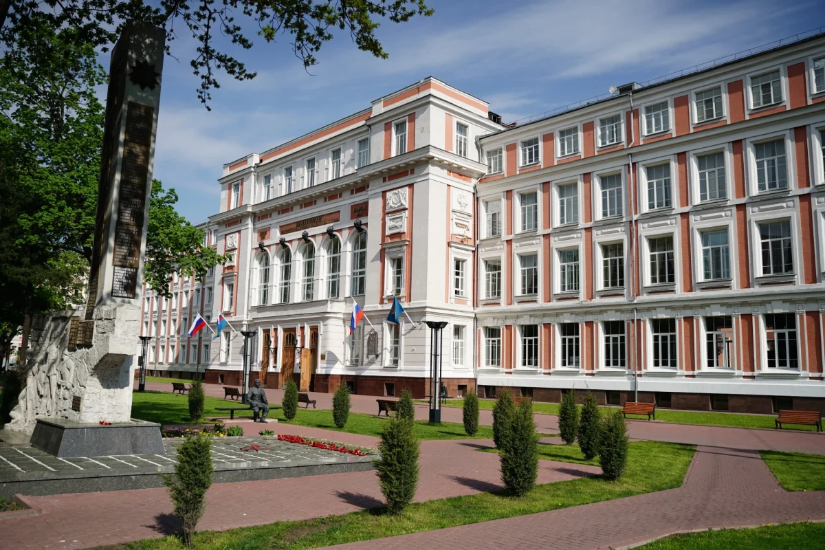 Approach to Russian University of Transport campus