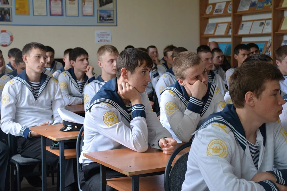 Siberian State University of Water Transport campus and facilities