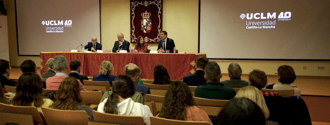 Universidad de Castilla-La Mancha institutional facilities