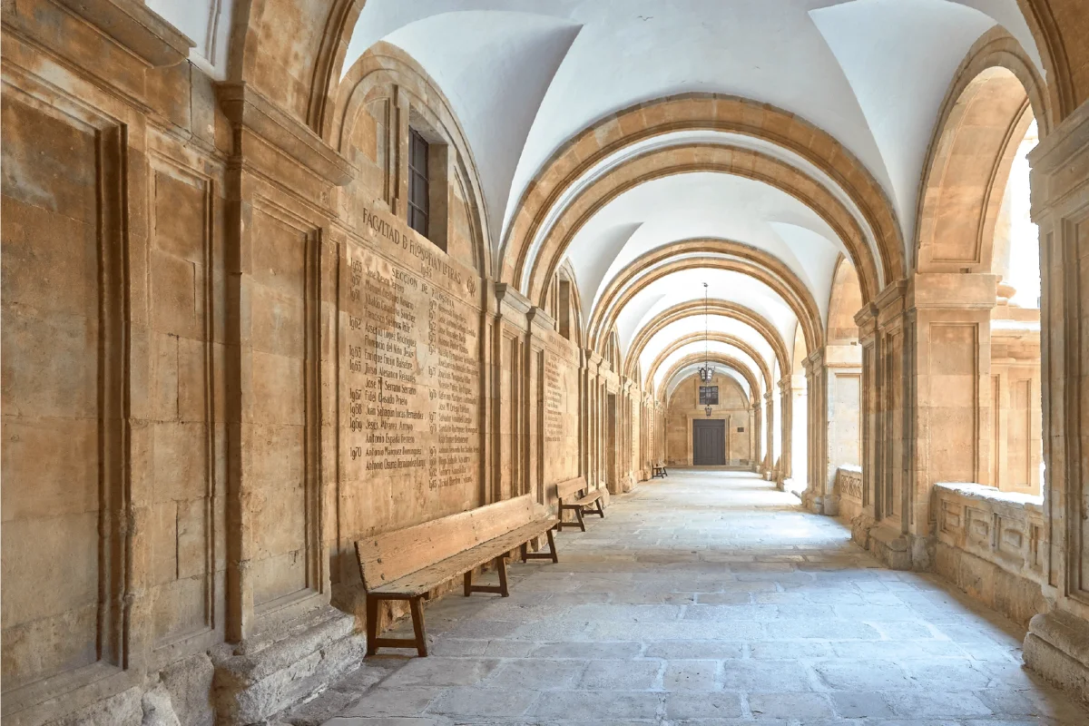 Universidad Pontificia de Salamanca campus scene
