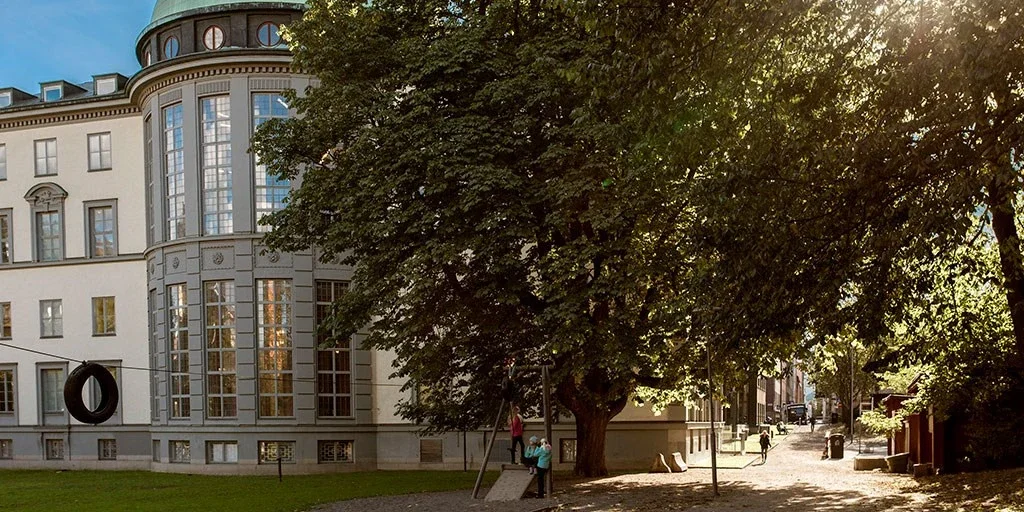 Front view of Stockholm School of Economics