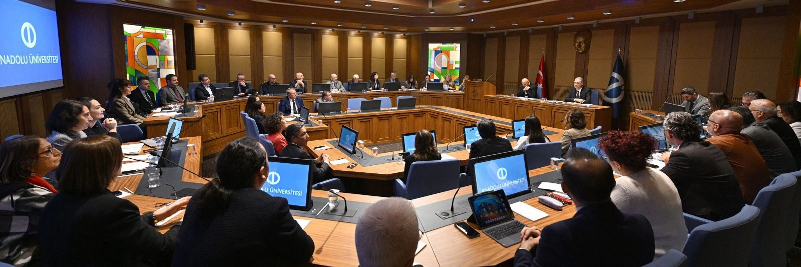 Inside Anadolu Üniversitesi
