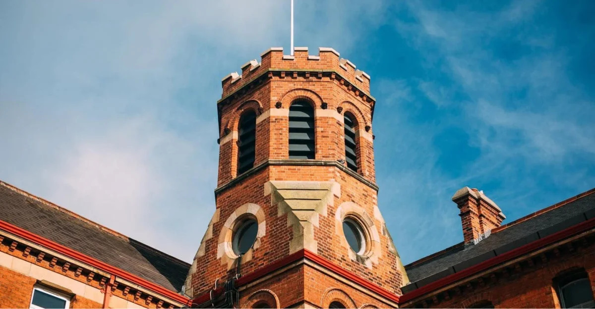 St Mary's University College institutional setting