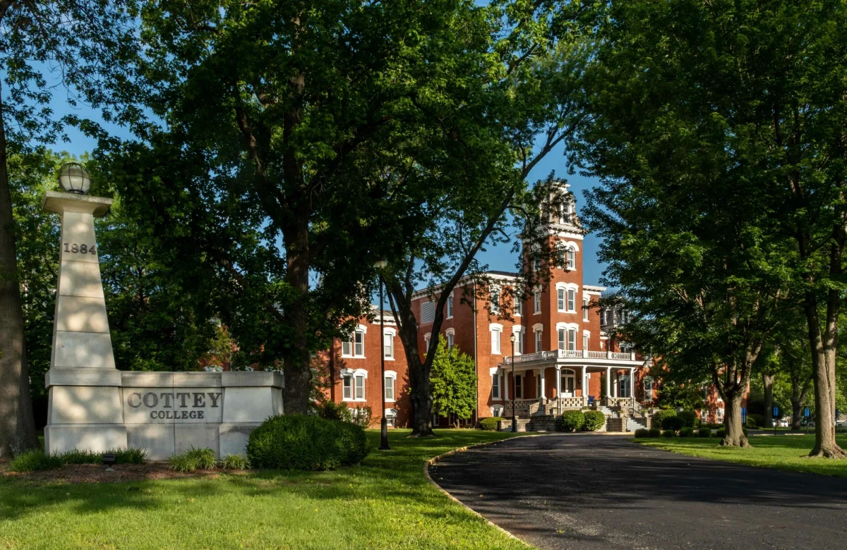 The Cottey College campus grounds