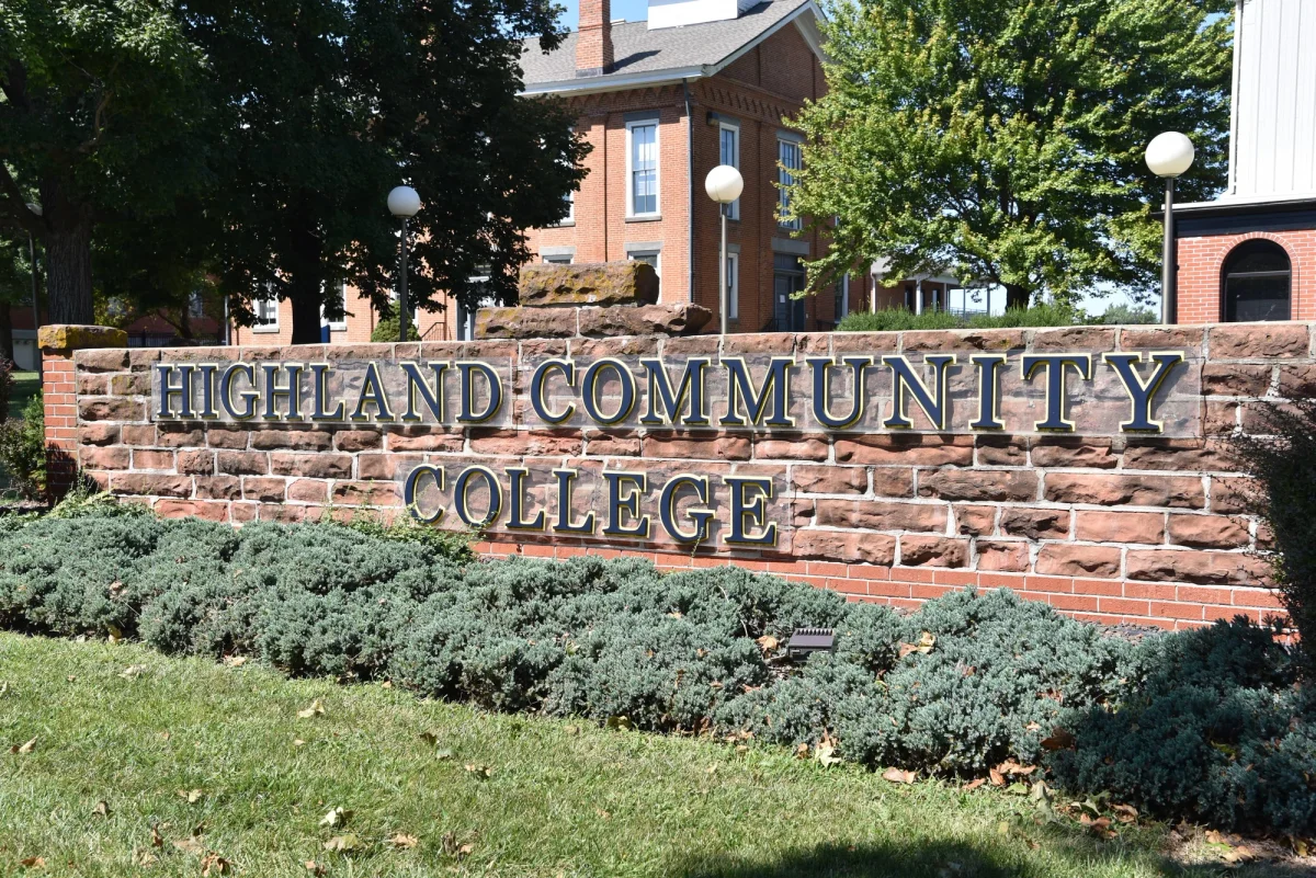 Highland Community College - Kansas academic and student spaces