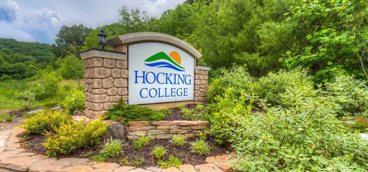 Hocking College campus from the outside